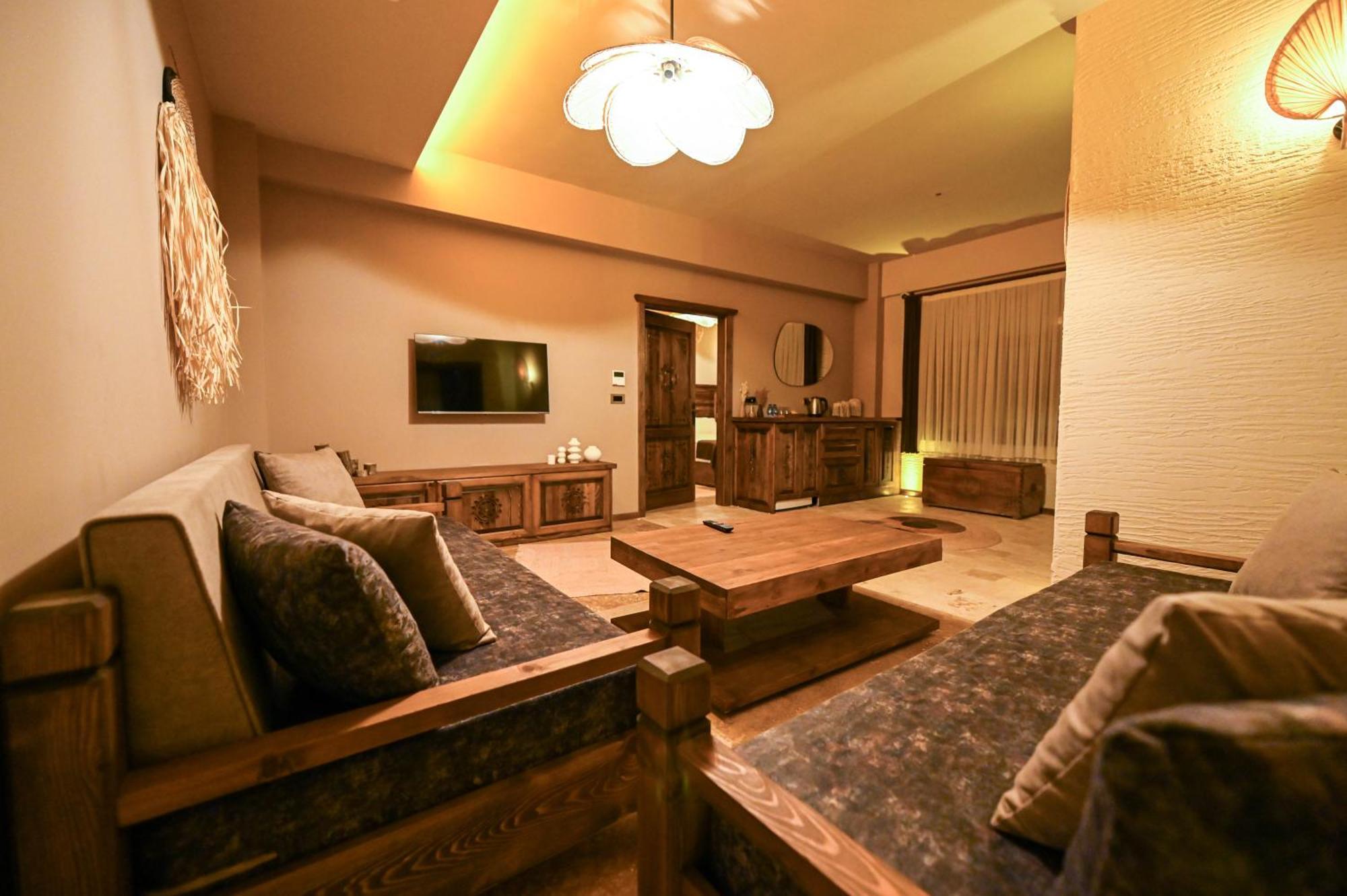 Louis Cappadocia Hotel Uchisar Exterior photo